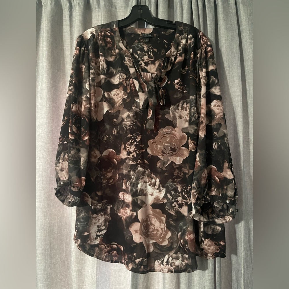 Torrid, Georgette, Size 3